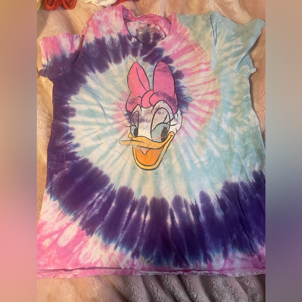 Daisy Duck Disney Tshirt